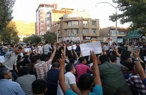 حمايت جوانان مهاباد از زندانيان سياسي