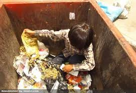 معاون وزارت بهداشت رژيم: 47ميليون نفردركشورغذاي ناسالم مي‌خورند