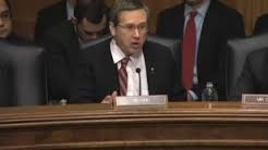 ابراز اطمينان سناتور كرك از تصويب طرح تحريم ايران در كنگره