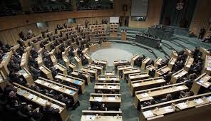 خانم وفاء بني مصطفي نماينده پارلمان اردن از رژيم ايران خواست تا به دليل اظهارات پاسدارسليماني رسماً عذرخواهي كند