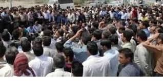 تجمع اعتراضي صدها كارگر پتروشيمي در اداره كار تبريز