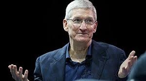 تيم كوك مدير عامل شركت اپل ثروت خود را مي بخشد