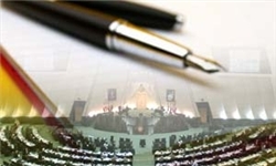 تذكر كتبي 18 نماينده به ”وادادگي ظريف در برابر دشمن”