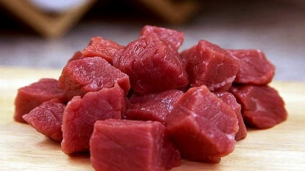 پنج غذایی که بوی بدن را ناخوشایند می کند