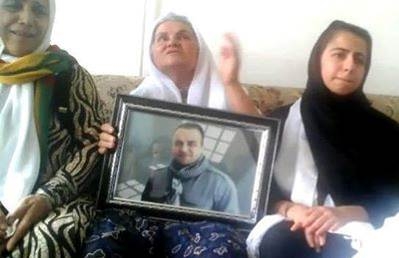 مادر شهيد منصور آروند: فرزندانتان را مانند منصور تربيت كنيد و بار بياوريد