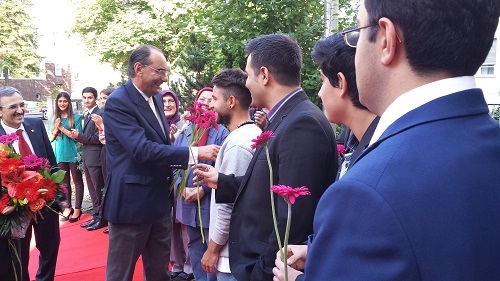 برلین : ملاقات و كنفرانس آلخو ویدال کوادراس نایب‌رئیس سابق پارلمان اروپا در دفتر شورايملي مقاومت