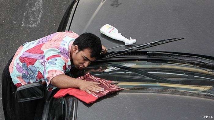 ۴۰ میلیون نفر در ایران "بدون شغل" روزگار می​گذرانند