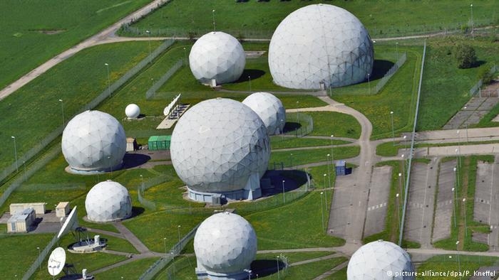 جاسوسی سرویس اطلاعاتی آلمان از "کشورهای دوست" و واتیکان