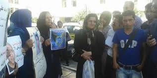 راهپيمايي اعتراضی خانواده‌های زندانیان سیاسی و مدافعان حقوق‌بشر در تهران