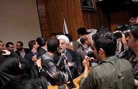 روز دانشجو : تشنج در سخنرانی روحانی