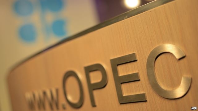 تولید نفت اوپک اوج گرفت؛ افت قیمت رکورد زد